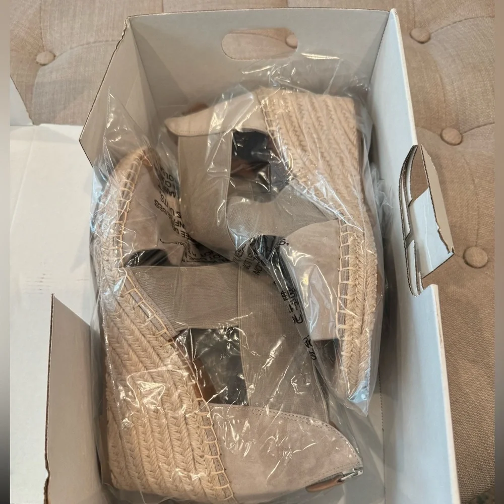 Gentle Souls by Kenneth Cole Colleen Espadrille - Picture 7 of 10